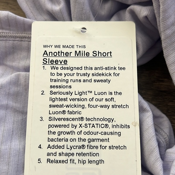 Lululemon another mile short sleeve - Picture 4 of 4